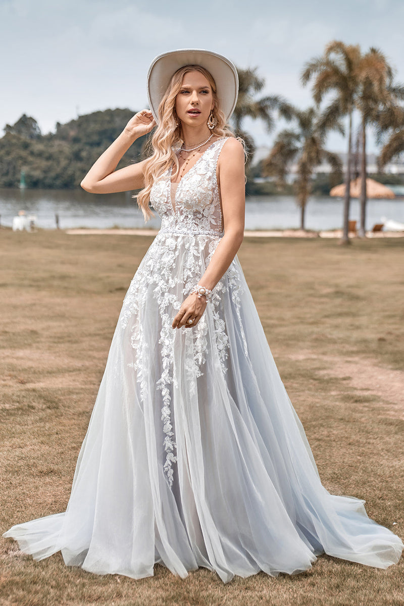 A Line Tulle Ivory Wedding Dress with Appliques