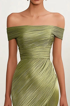 Metallic Satin Green Off The Shoulder Sheath Red Carpet Dress