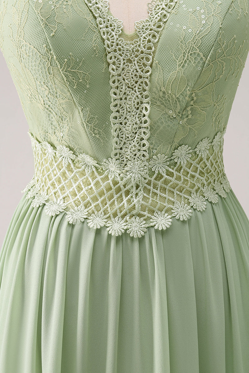 Load image into Gallery viewer, Green Ruffled Floral Bridesmaid Dress with Lace