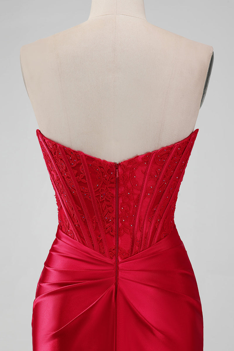 Load image into Gallery viewer, Sparky Red Strapless Bodycon Short Graduation Dress with Lace