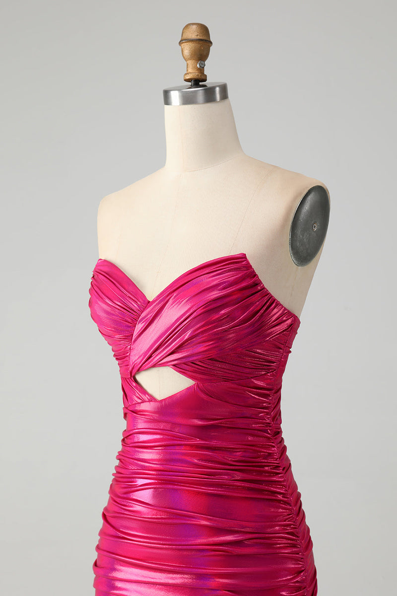 Load image into Gallery viewer, Chic Fuchsia Strapless Keyhole Pleated Tight Graduation Dress