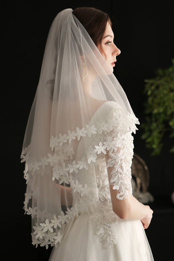 Elegant White Floral Lace Bridal Veil