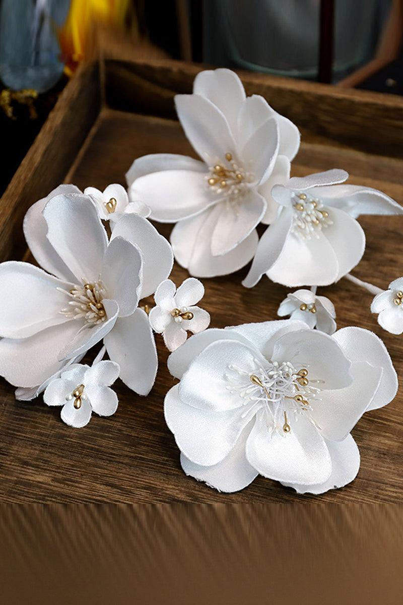 Load image into Gallery viewer, White Elegant Fabric Flower Hair Clips