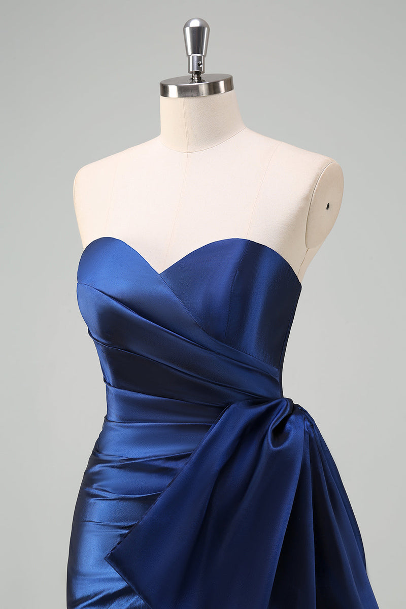 Load image into Gallery viewer, Dark Blue Strapless Ruched Long Prom Dress with Draped Bow Accent