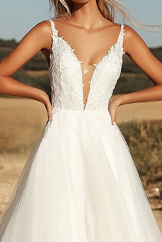 Ivory A Line Spaghetti Straps Tulle Appliqued Wedding Dress