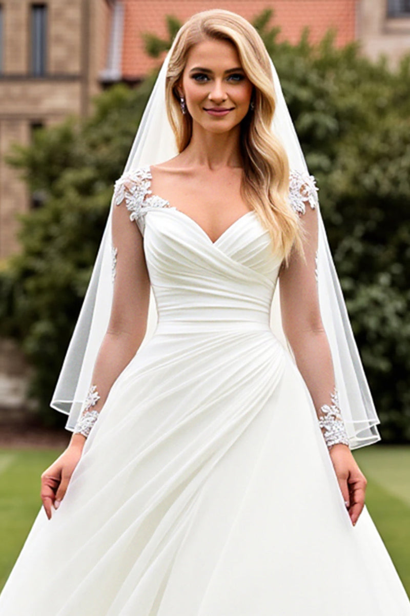 Load image into Gallery viewer, Classic Ivory Ruched A Line Lace Long Sleeve Wedding Dress