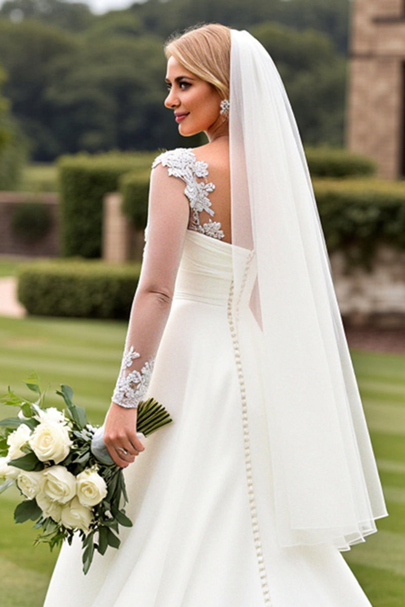 Load image into Gallery viewer, Classic Ivory Ruched A Line Lace Long Sleeve Wedding Dress