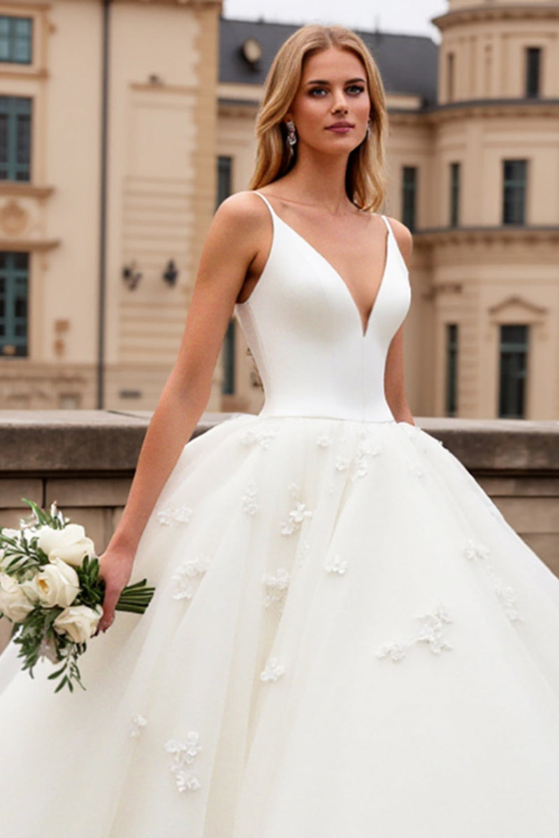 Load image into Gallery viewer, Ivory A-Line Spaghetti Straps Tulle Bridal Dress