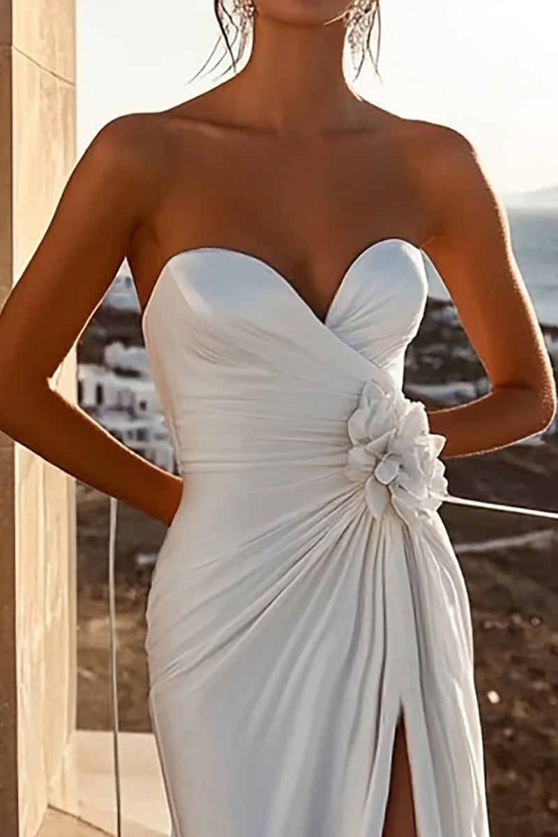 Load image into Gallery viewer, Mermaid Strapless Ivory Ruched Long Wedding Dress