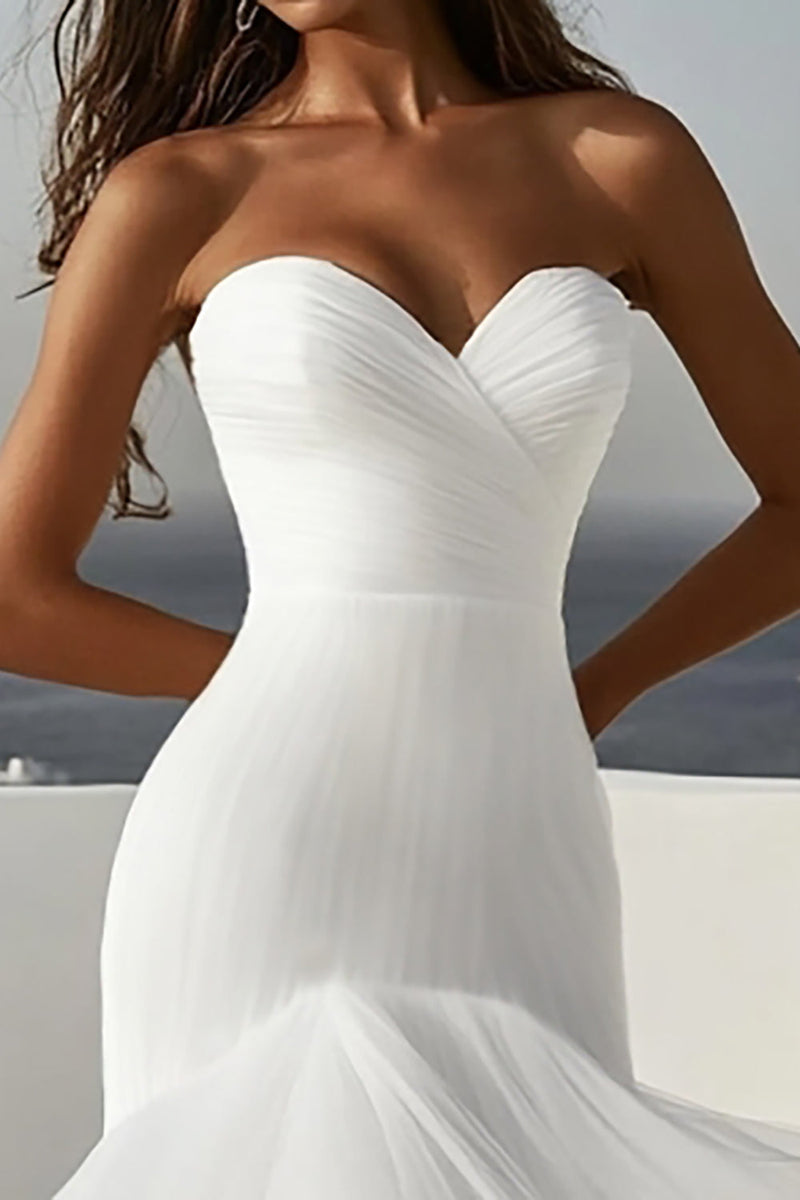 Load image into Gallery viewer, Mermaid Tulle Ivory Ruffled Strapless Wedding Dress