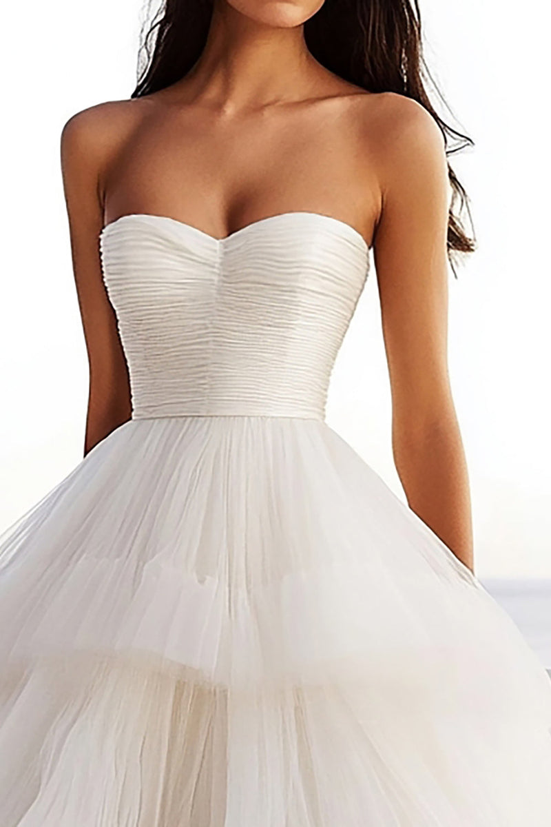 Load image into Gallery viewer, Ivory Tulle A Line Tiered Strapless Wedding Dress