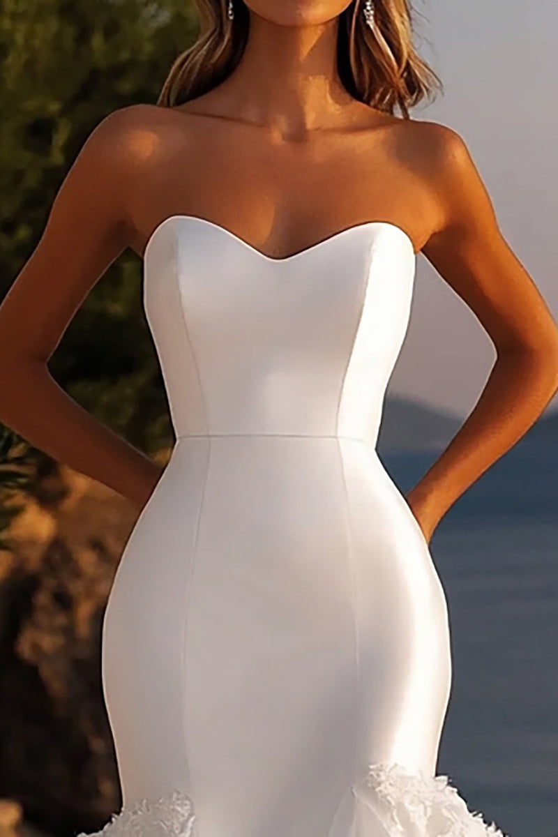 Load image into Gallery viewer, Organza Mermaid Ivory Strapless Satin Wedding Dress