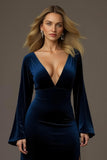Royal Blue Sheath V-Neck Long Sleeve Velvet Holiday Party Dress