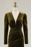 Olive Ruched Velvet Sheath V-Neck Formal Dress with Long Sleeves