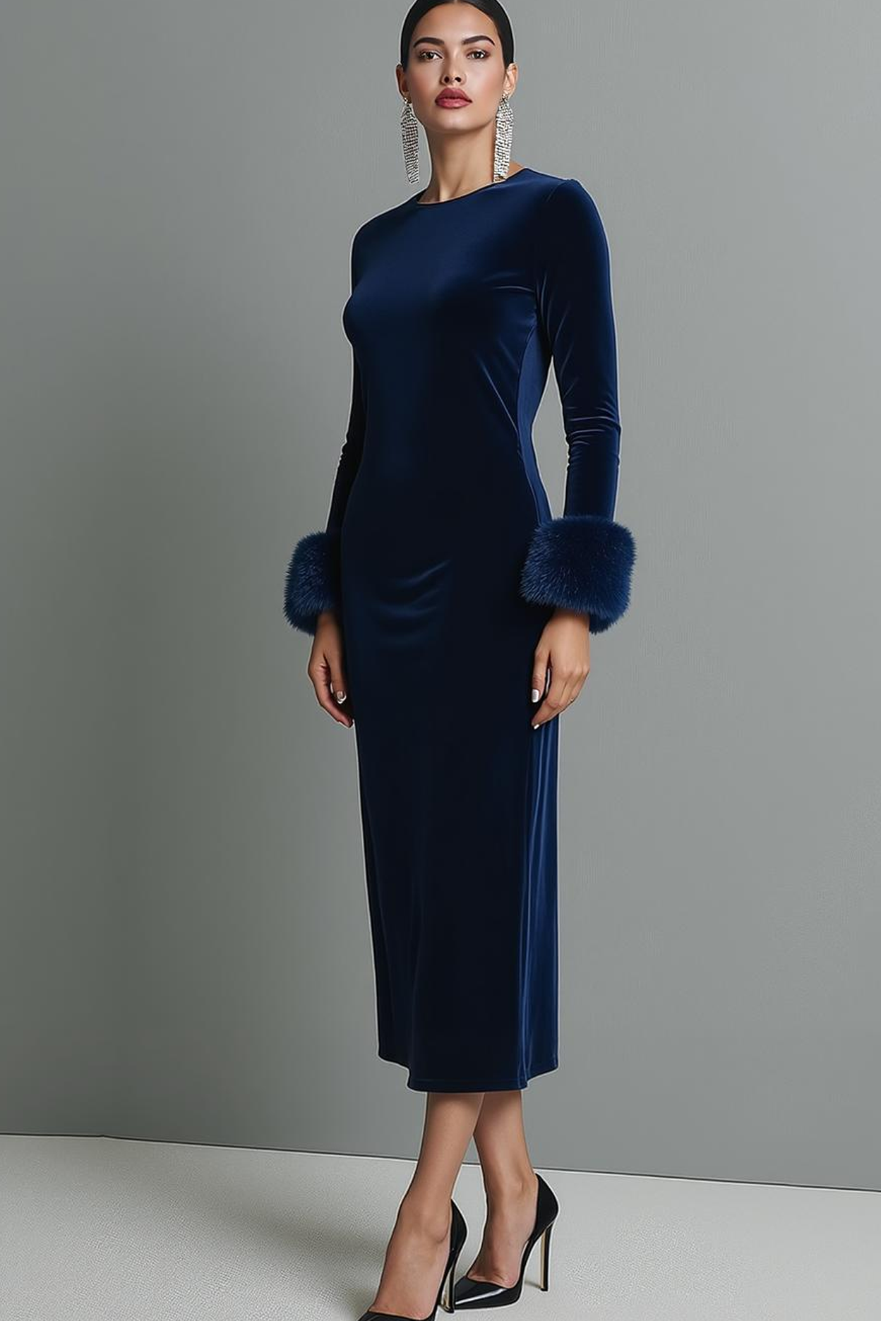 Zapaka Women Dark Blue Velvet Sheath Maxi Formal Dress with Sleeves Round Neck Holiday Party Dress with Feather ZAPAKA UK Zapaka Women Dark Blue Velvet Sheath Maxi Formal Dress with Sleeves Round Neck Holiday Party Dress with Feather ZAPAKA UK