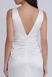 Ivory Bodycon V-Neck Ruched Short Graduation Dress