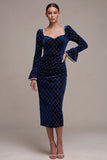 Royal Blue Sheath Ruched Pearls Midi Velvet Dress with Long Flare Sleeves
