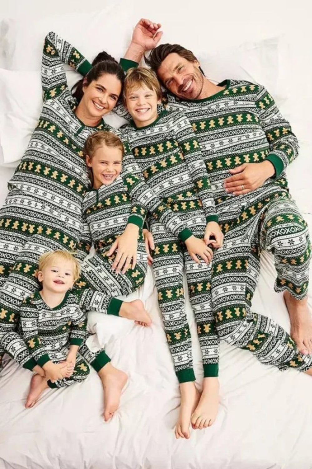 Christmas Loose Family Matching Green Snowflake Gingerbread Man Pattern Pajama Set