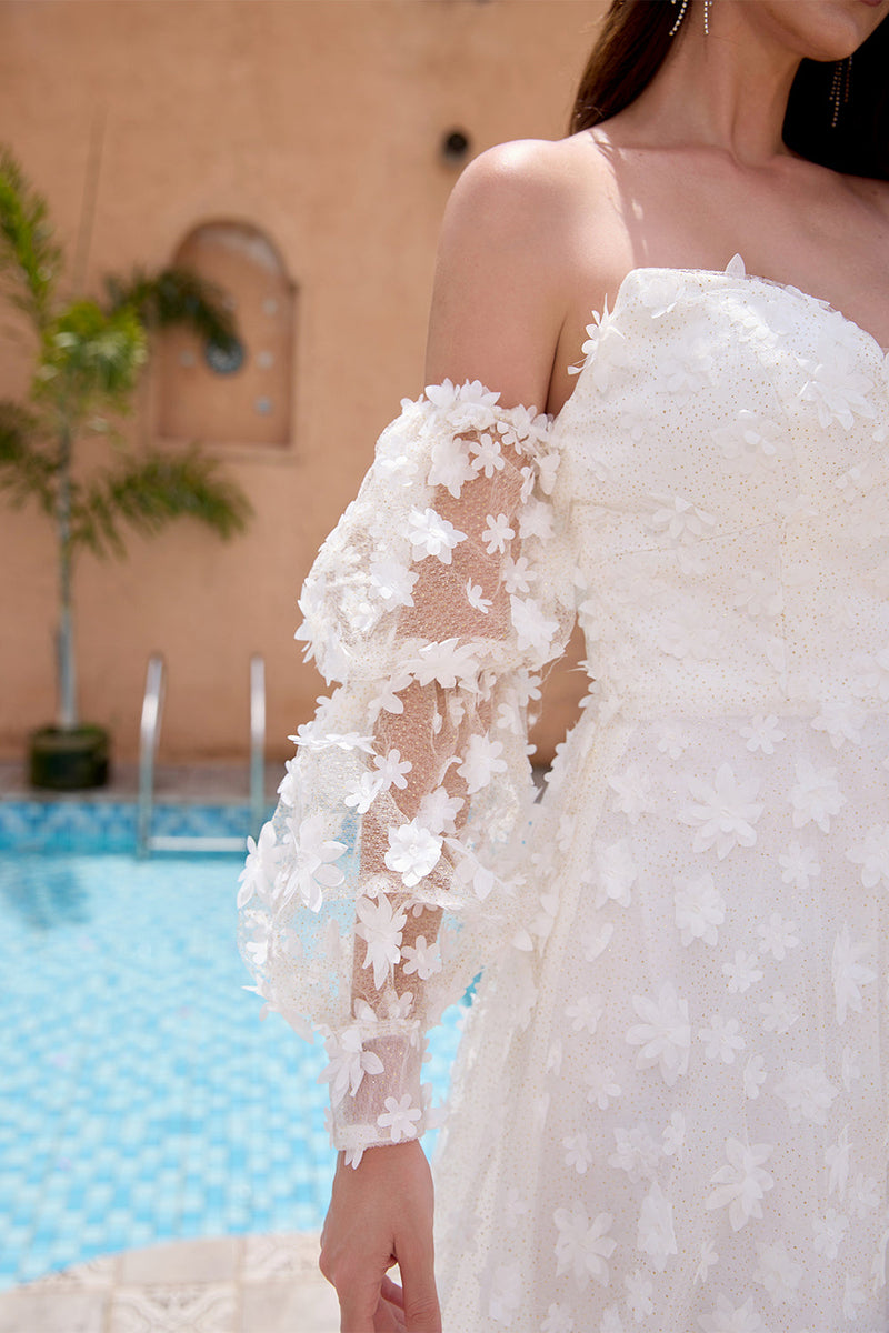 Load image into Gallery viewer, A Line Sweetheart Applique Lace White Wedding Dress with Detachable Sleeves