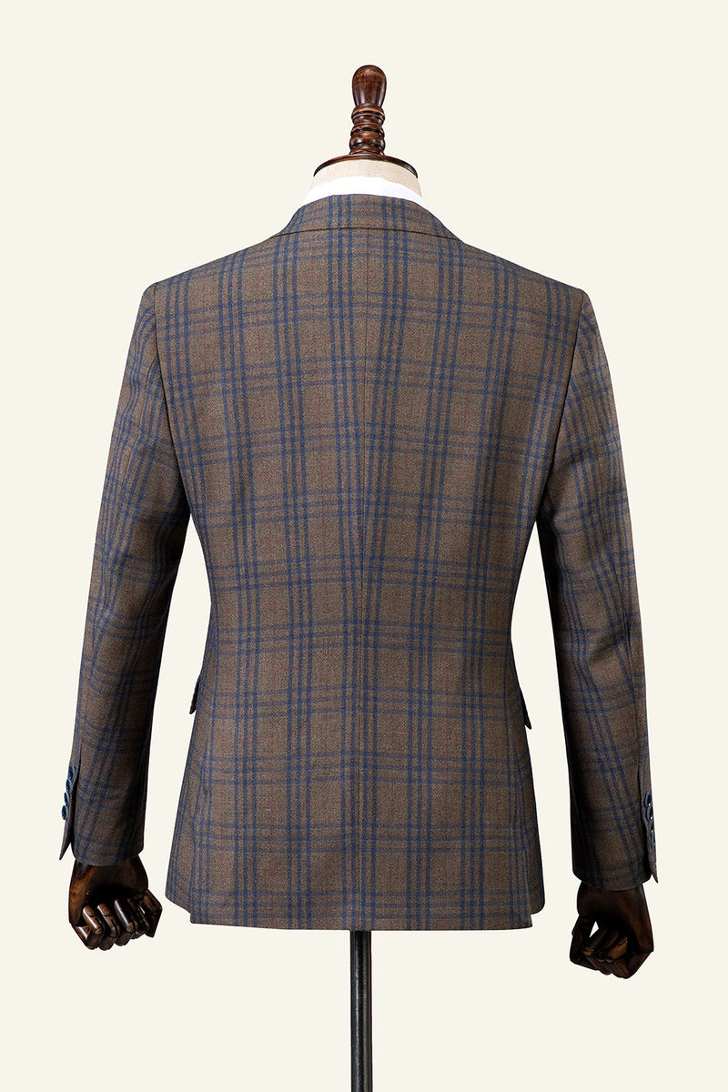 Load image into Gallery viewer, Brown Plaid Peaked Lapel Double-Breasted 2-Piece Men&#39;s Suit