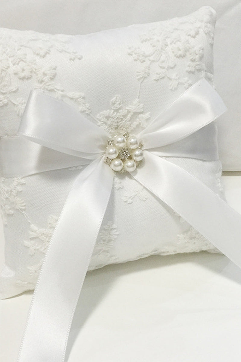 Load image into Gallery viewer, Ivory Lace Pearl Bowknot Ring Bearer Pillow