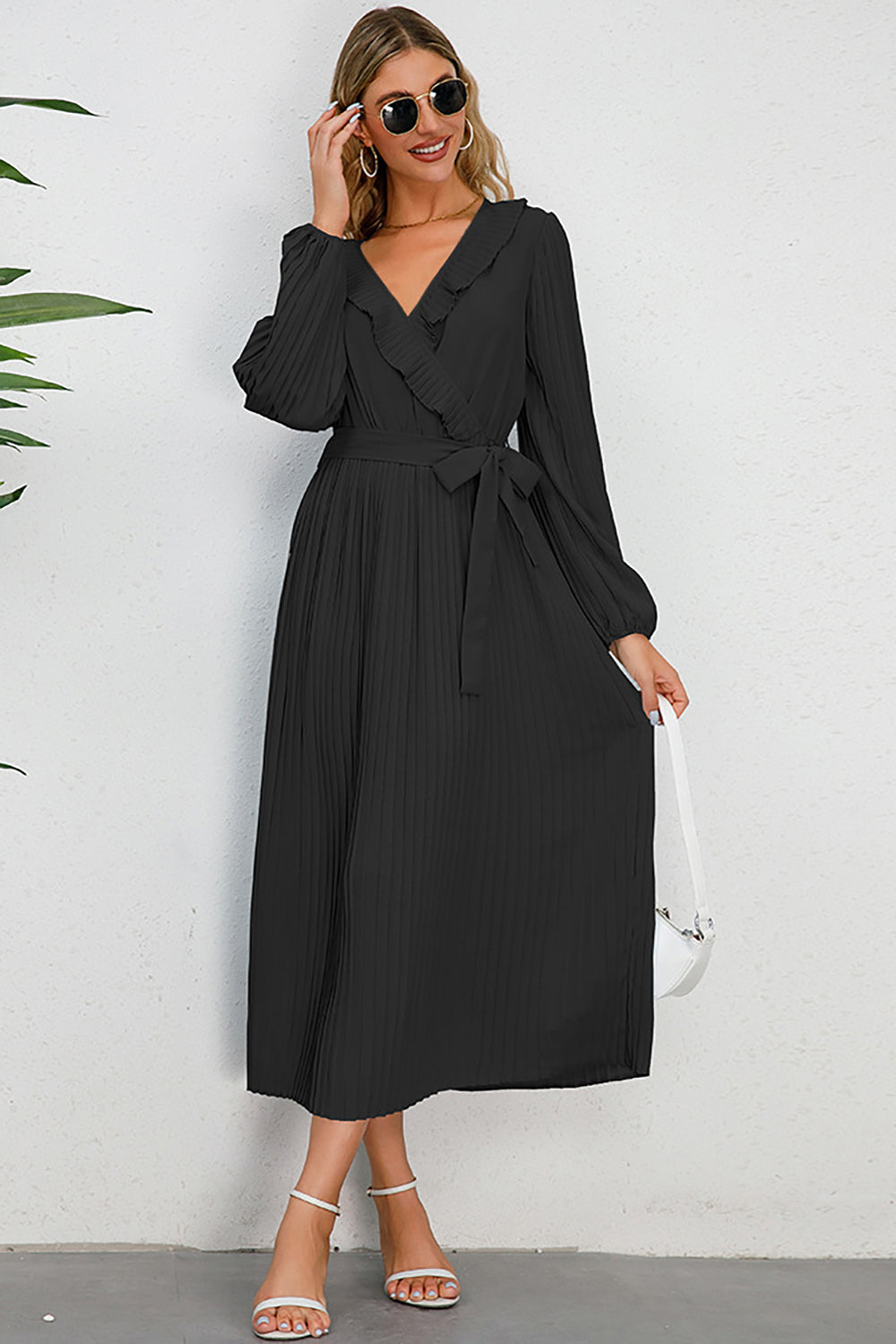Long Sleeves Black Casual Dress with Ruffles