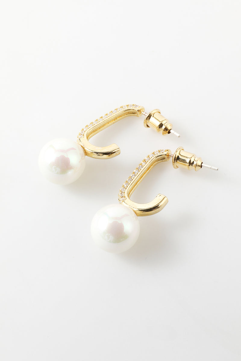 Load image into Gallery viewer, Pearl  Beading Golden Earrings