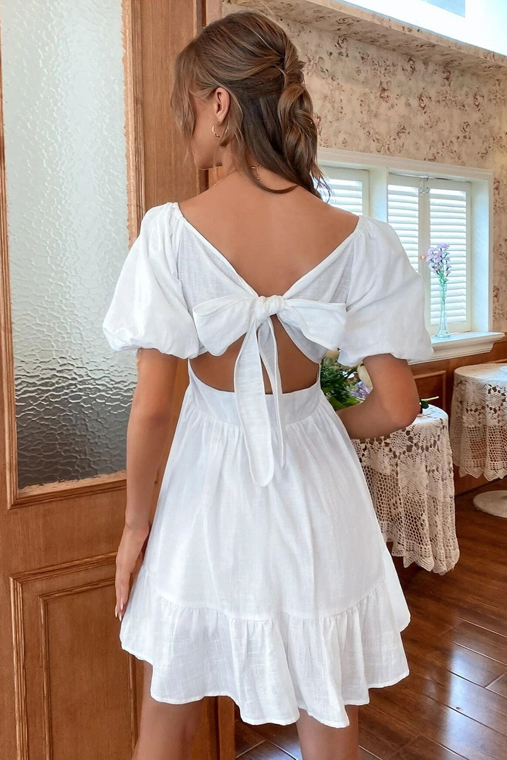 Zapaka Women White Graduation Dress Square Neck Mini Cocktail Dress With Short Sleeves ZAPAKA UK Zapaka Women White Graduation Dress Square Neck Mini Cocktail Dress With Short Sleeves ZAPAKA UK