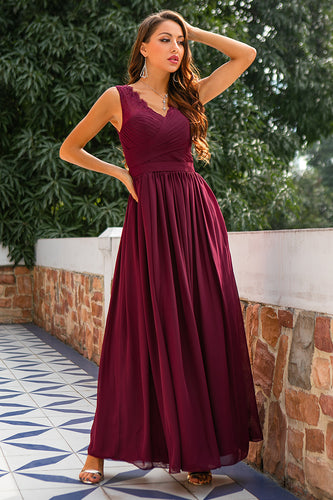 Trendy, Burgundy Dresses and Outfits
