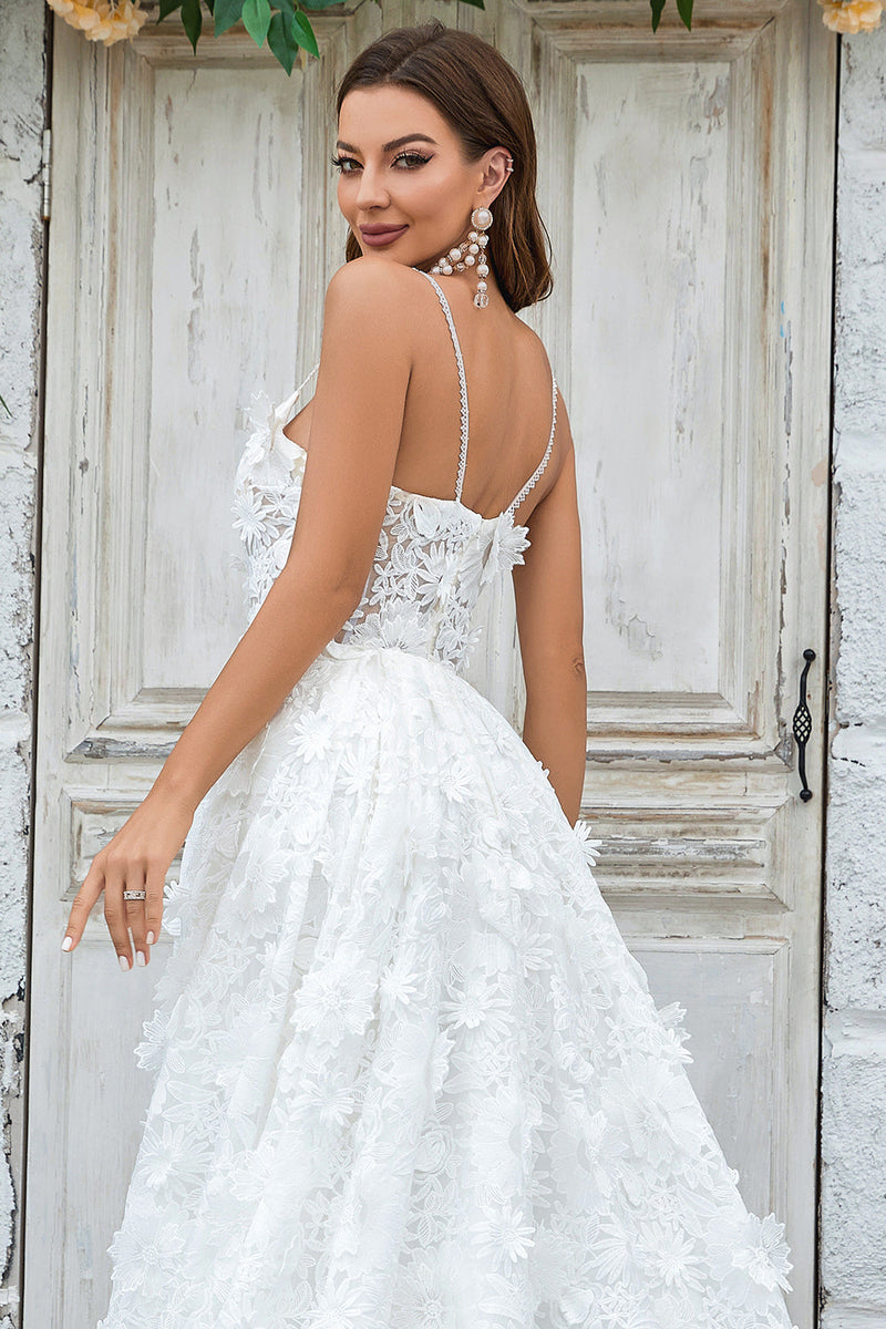 Load image into Gallery viewer, Ivory Floral Lace Sweep Train Wedding Dress