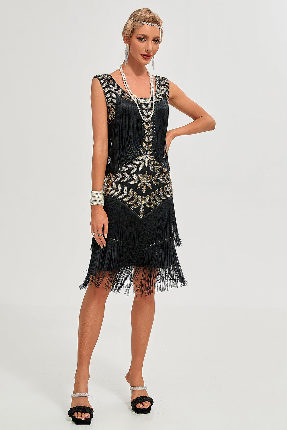 Zapaka Women Black Gatsby 1920s Flapper Dress with Sequins and Fringes Scoop Neck Gatsby Dress ZAPAKA UK Zapaka Women Black Gatsby 1920s Flapper Dress with Sequins and Fringes Scoop Neck Gatsby Dress ZAPAKA UK